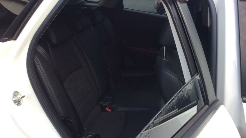 内装後方シート