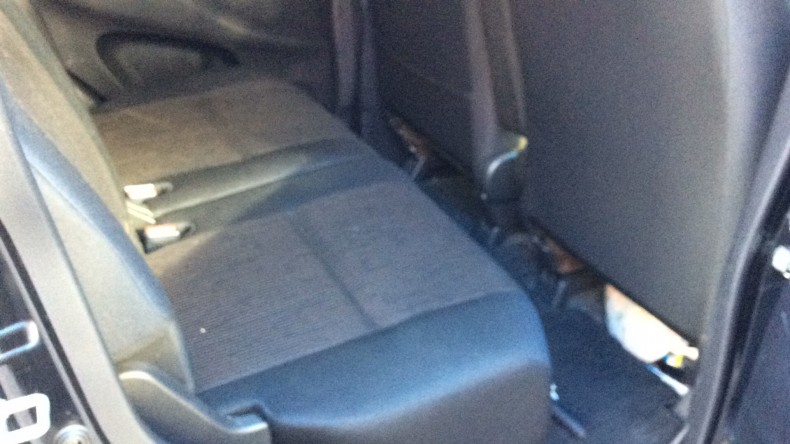 内装後方シート