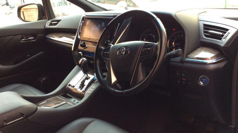 内装インパネ全体