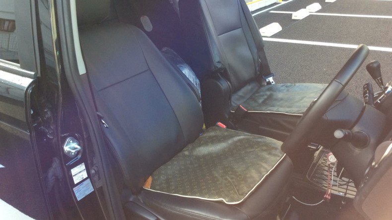 内装前方シート