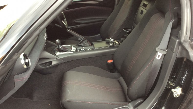 内装前方シート