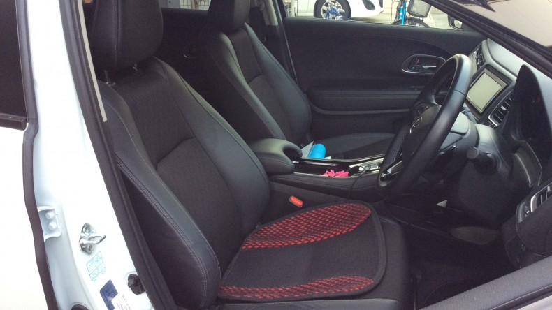 内装前方シート