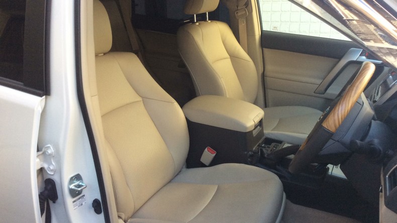 内装前方シート