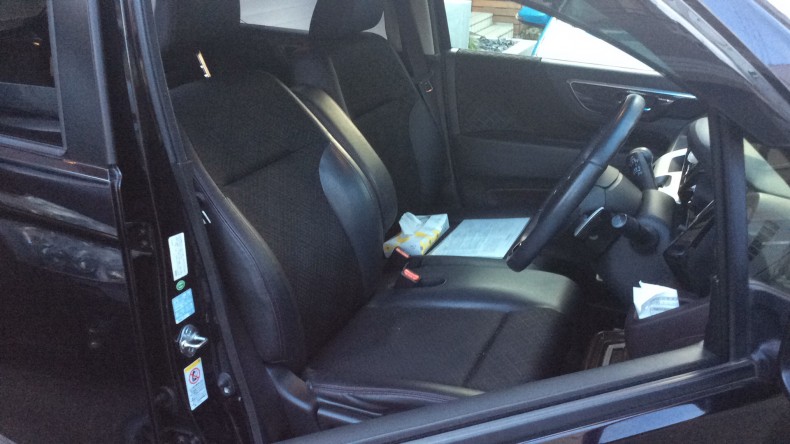 内装前方シート