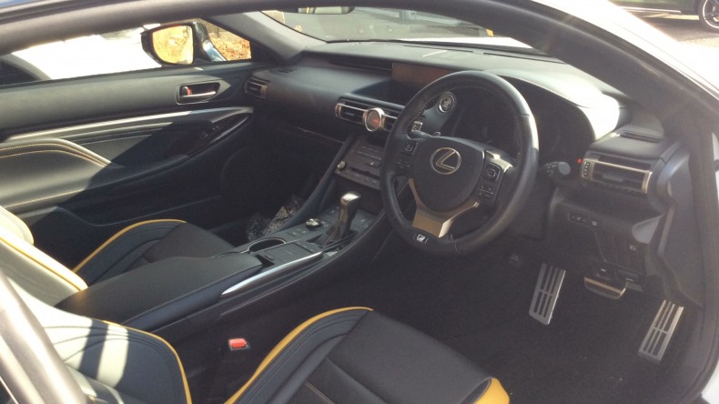 内装インパネ全体