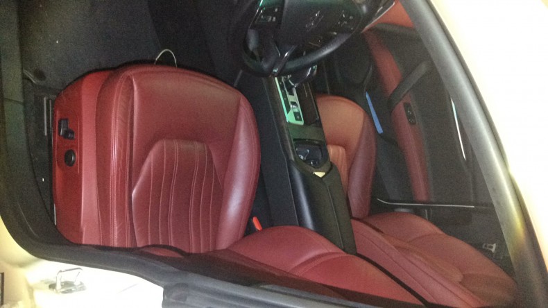 内装前方シート