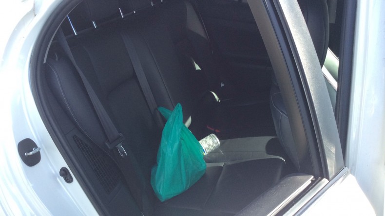 内装後方シート