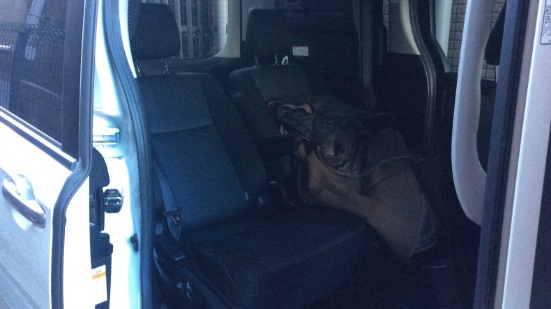 内装後方シート