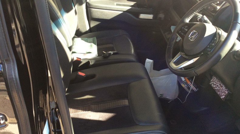 内装前方シート