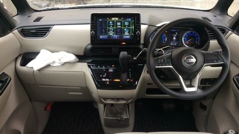 内装インパネ全体