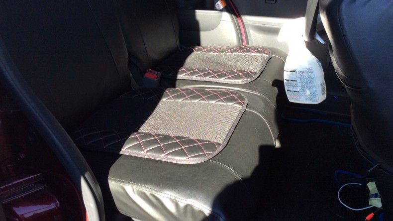 内装後方シート