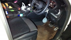 内装前方シート