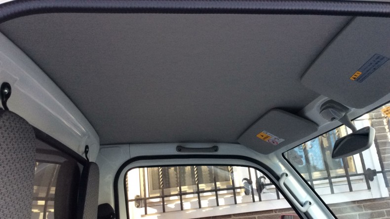 内装後方シート