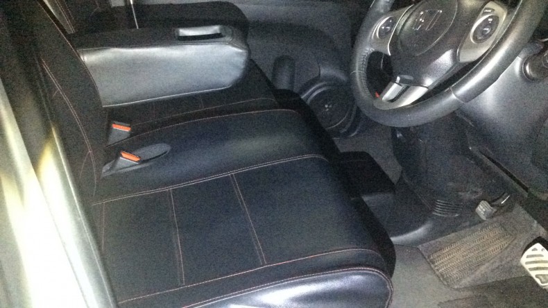 内装前方シート