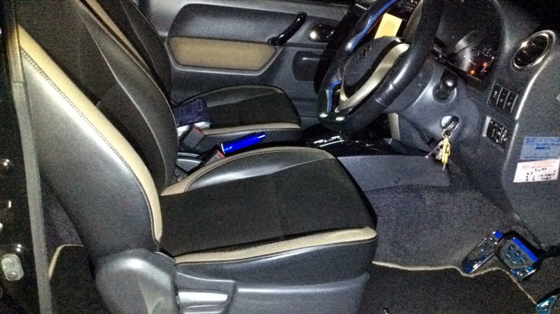 内装前方シート