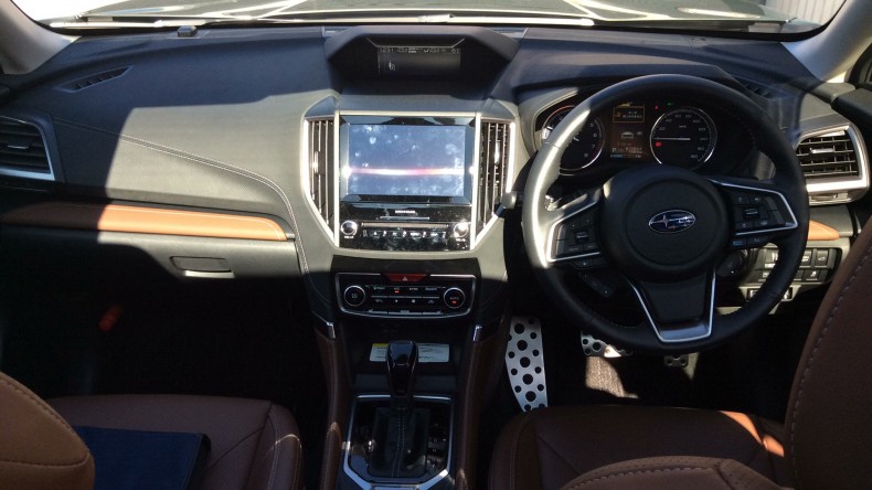 内装インパネ全体