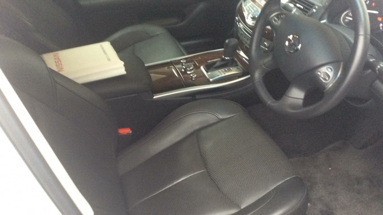 内装前方シート