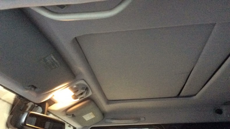 内装後方シート