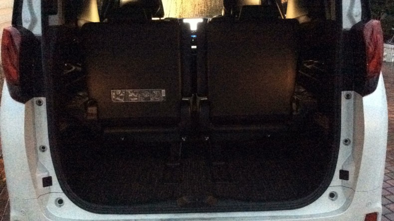 内装トランク