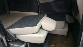 内装後方シート