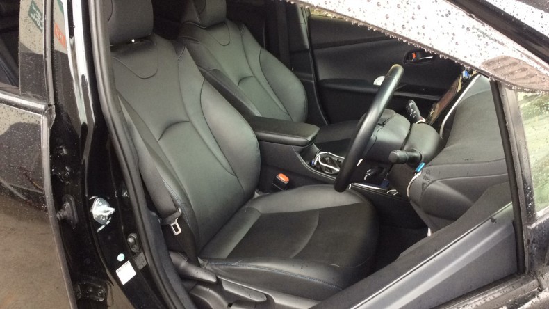 内装前方シート