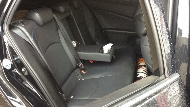 内装後方シート