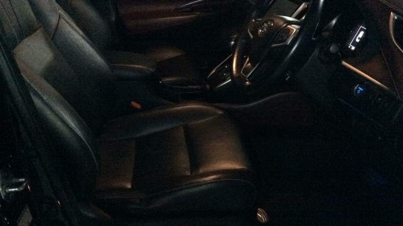 内装前方シート