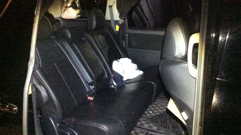 内装後方シート