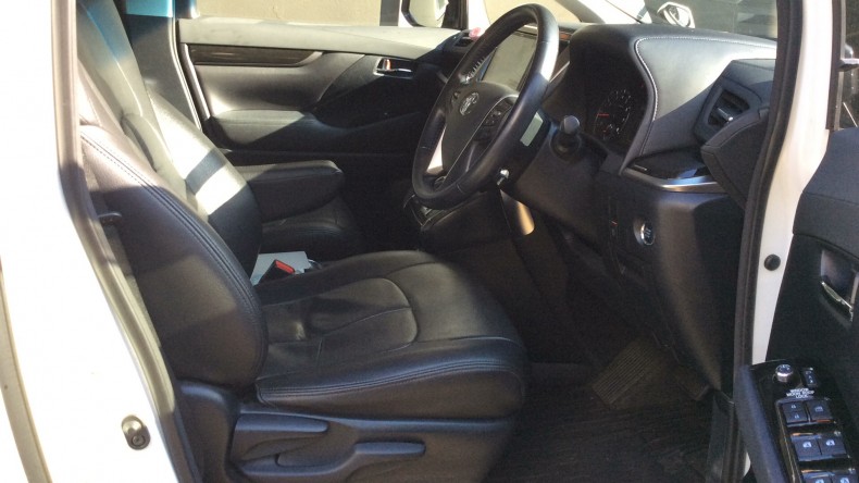 内装前方シート