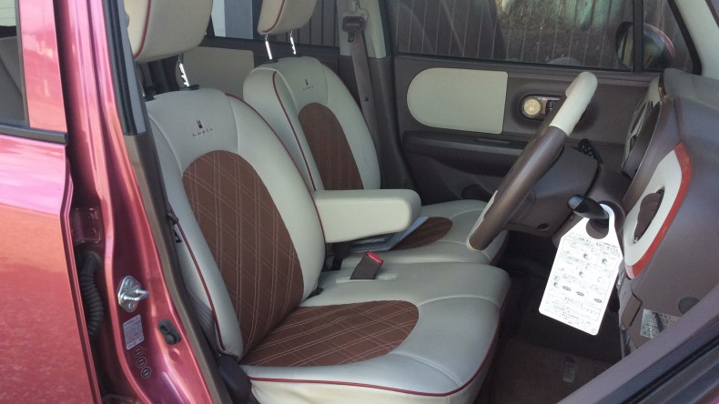 内装前方シート