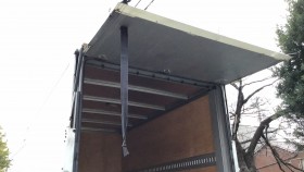 内装後方シート