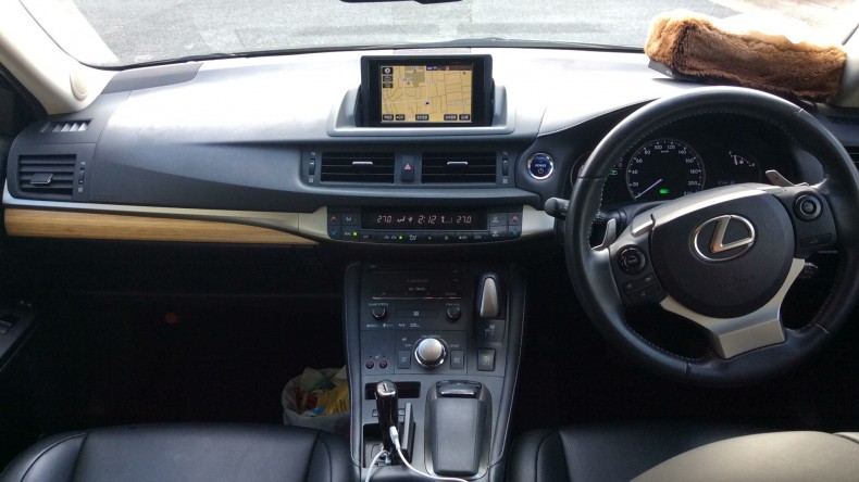 内装インパネ全体