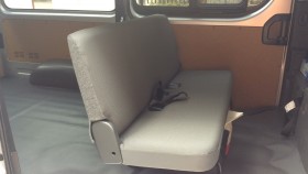 内装後方シート