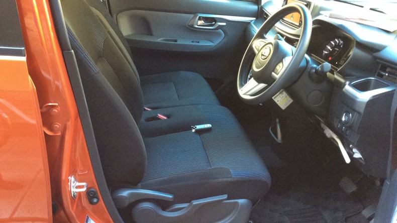 内装前方シート