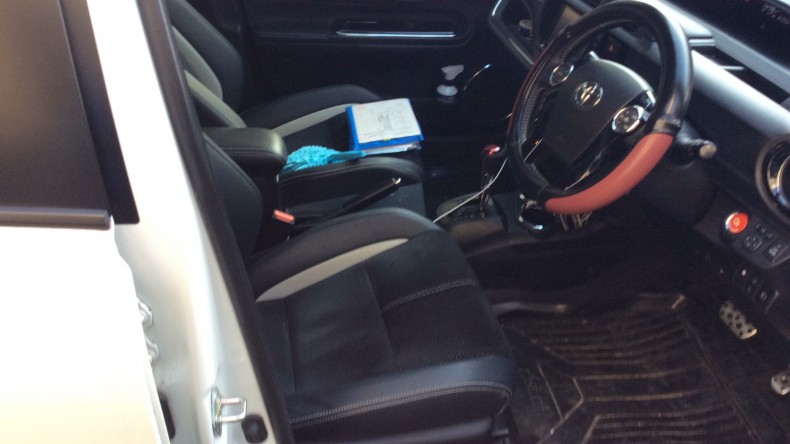 内装前方シート