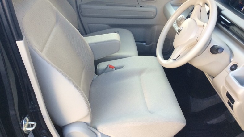 内装前方シート