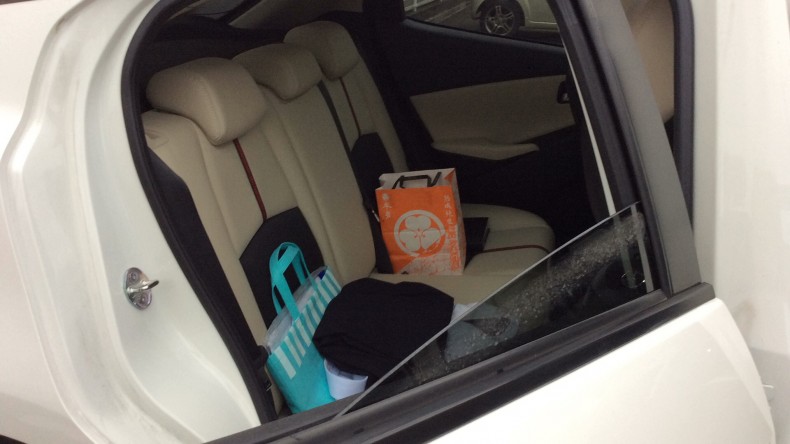 内装後方シート