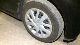 タイヤホイール前