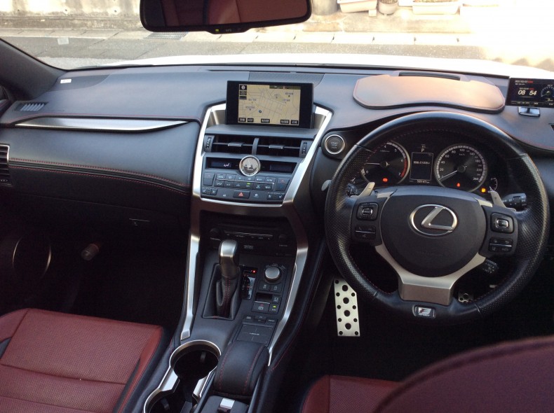 内装インパネ全体