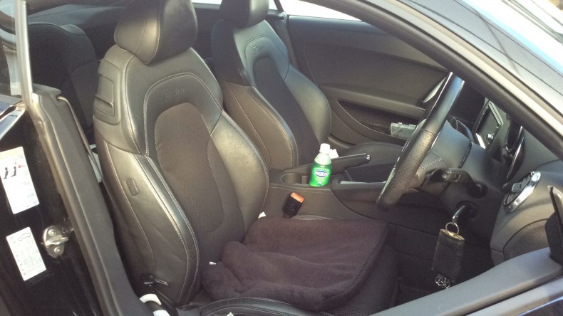 内装前方シート