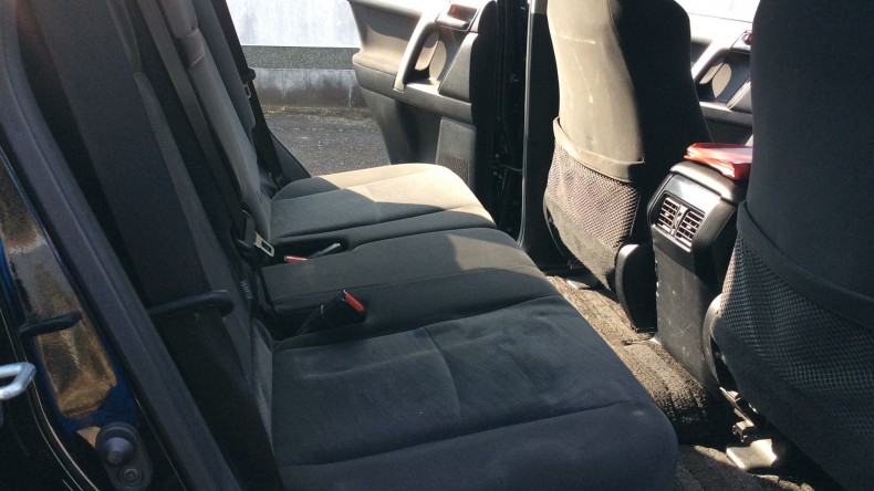 内装後方シート