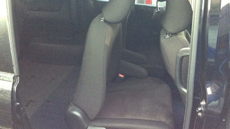 内装後方シート