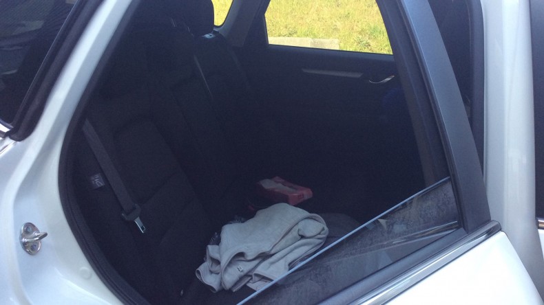 内装後方シート