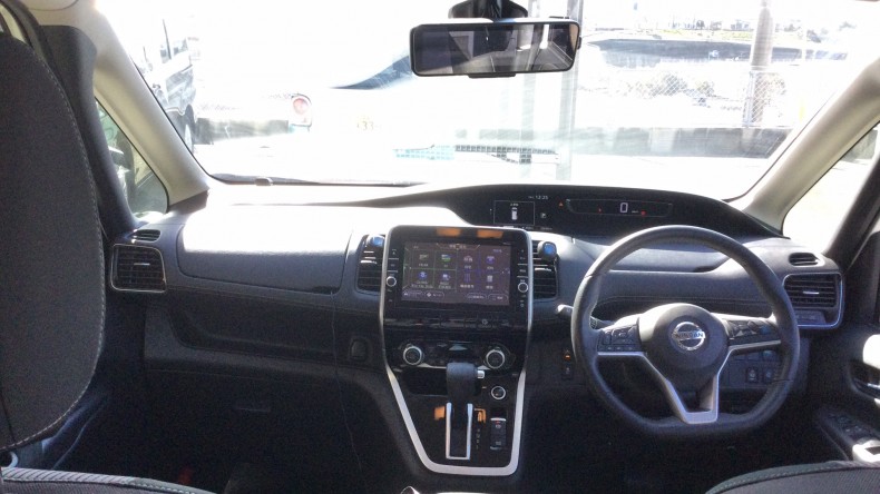 内装インパネ全体