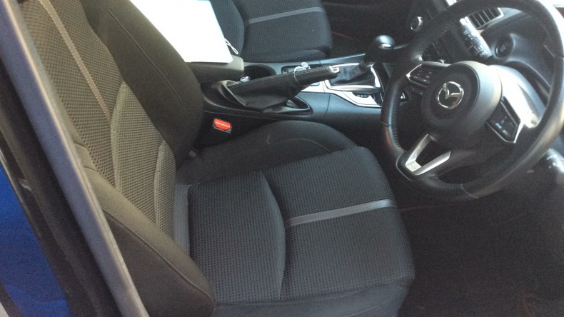 内装前方シート