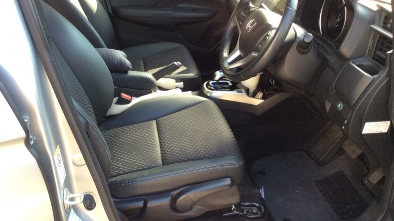 内装前方シート