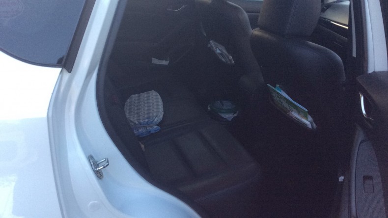 内装後方シート