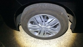 タイヤホイール前