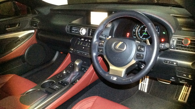 内装インパネ全体