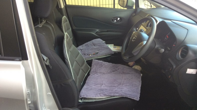 内装前方シート